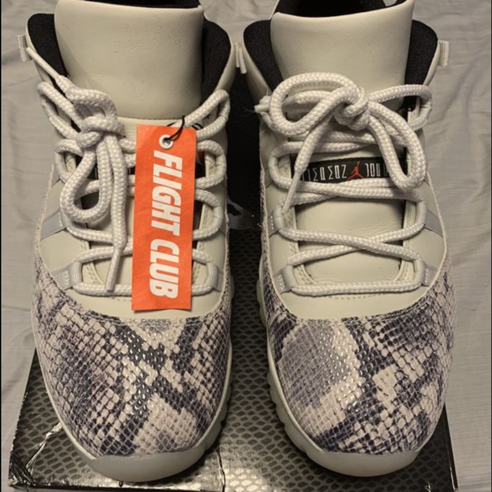 Jordan 11